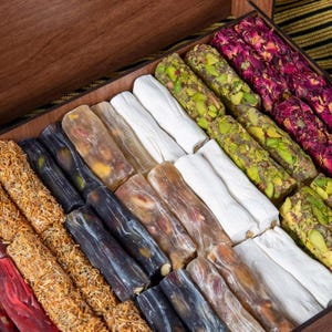 Mixed Pistachio Fitil Varieties | Handmade Turkish Delight | Delicious Turkish Sweets