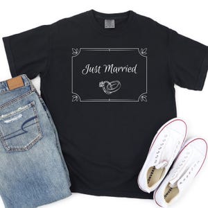 Comfort Colors Just Married Shirt, Honeymoon Shirts Matching, Newlywed Shirt, Matching Couple, Mr and Mrs, Honeymoon Gifts