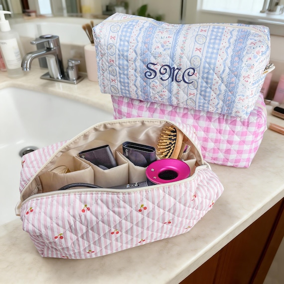 Quilted Hair Styling Tool Bag – Personalized Travel Organizer, Curling Iron Case, Bridesmaid Travel Gift
