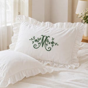Taie d'oreiller personnalisée en coton avec prénom brodé, housse de coussin à bords festonnés, housse de traversin pour bébé, décoration de chambre d'enfant, cadeau de mariage et de nouvelle maman