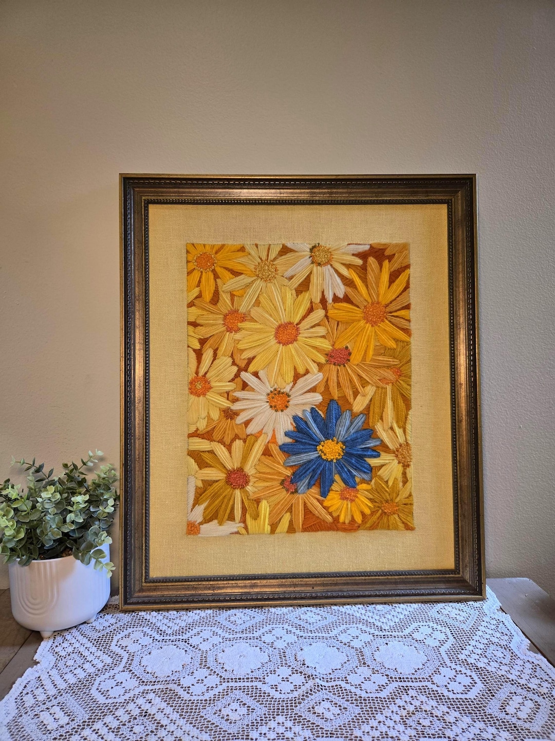 Vintage Paragon DAISY Pattern – Finished Crewel Embroidery Art - Framed ...