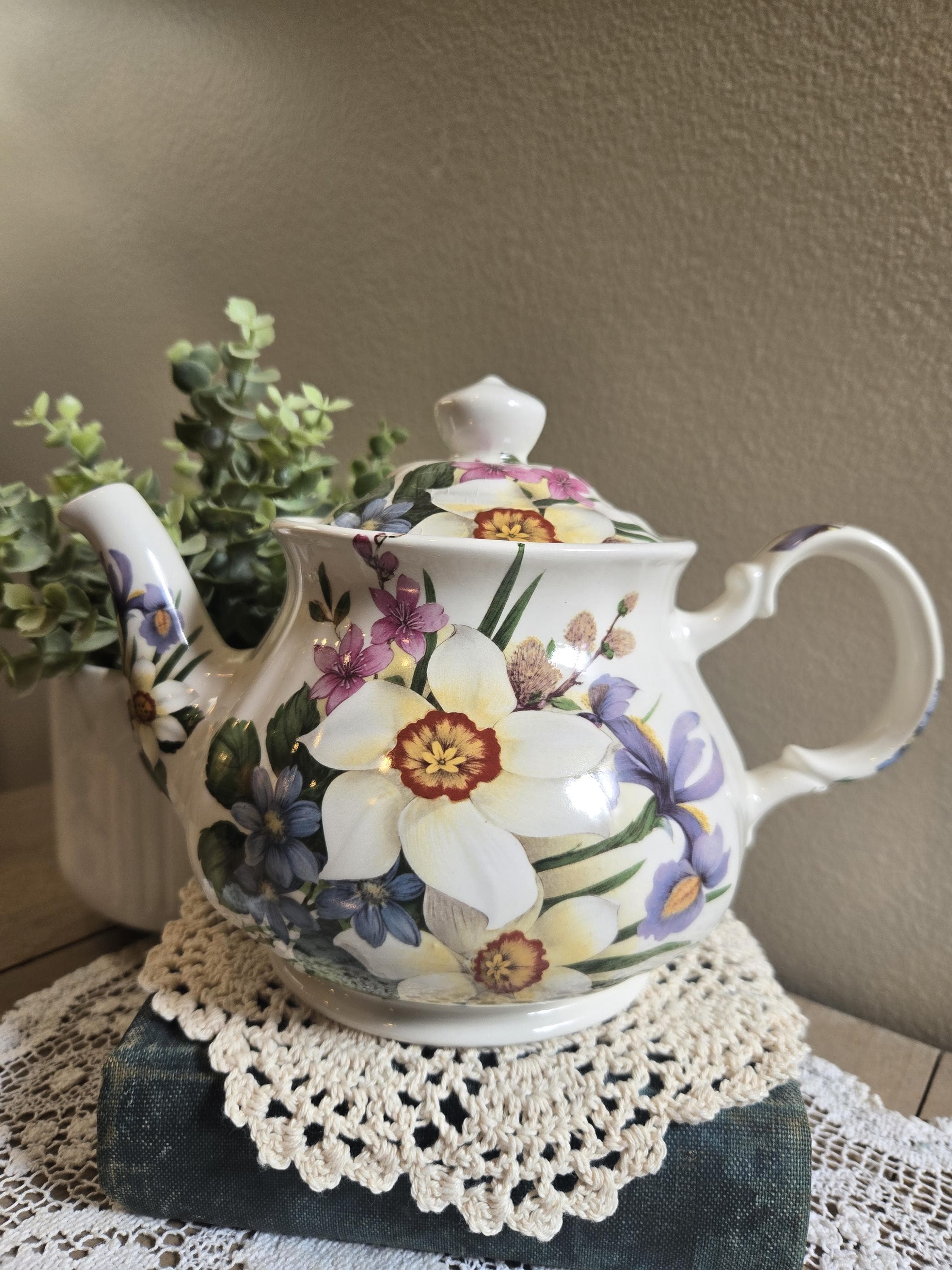 Sadler Teapot - Etsy