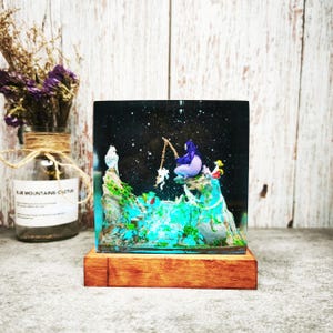 Naru & Ori Resin Lamp | Heartwarming Moment from Ori and the Blind Forest | Unique Home Decor | Gift for Anime Fans| Back to School.