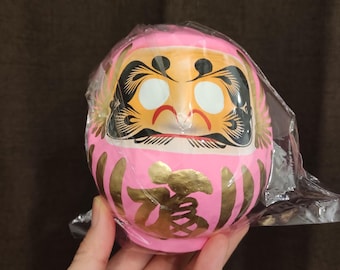 Authentic Japanese Takasaki Daruma (Registered Trade Mark) (VIVID PINK) 日本産高崎だるま (ピンク) 高崎だるま (ピンク) 高崎だるま (ピンク) 日本産高崎達磨