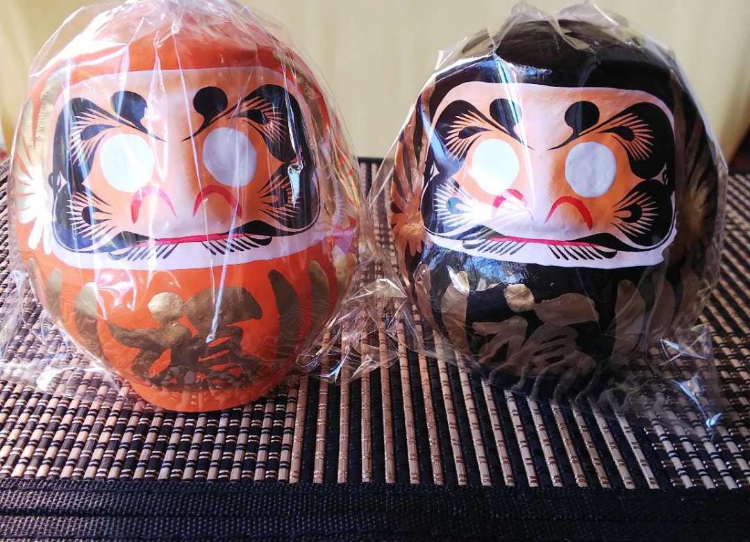 Japanese Takasaki Daruma Black & Orange pair HYPER 日本産高崎だるま 黒とオレンジのペア ...