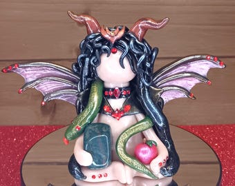 Lilith Goddess Statue with Bloodstone | Dark Divine Feminine | Handcrafted Polymer Clay Sculpture | Gothic Altar Decor | Witchy Gift