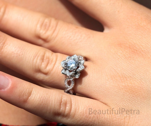 EVER BLOOMING LOVE Set Infinity Diamond Engagement Flower Ring