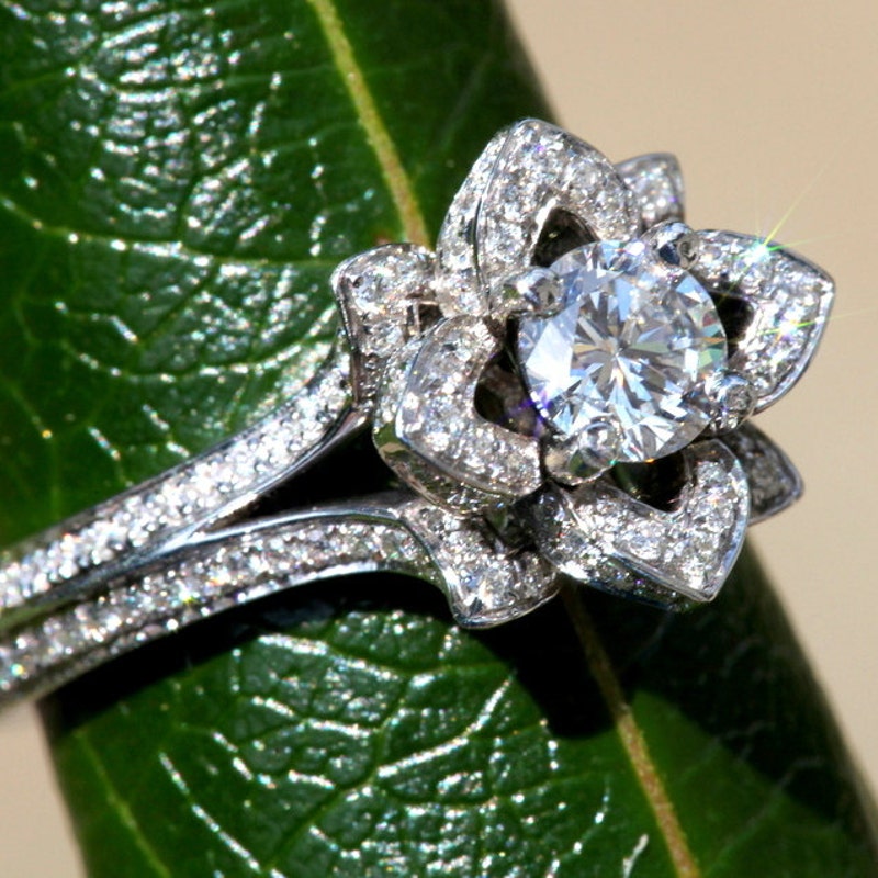 Flower Engagement Ring - Etsy