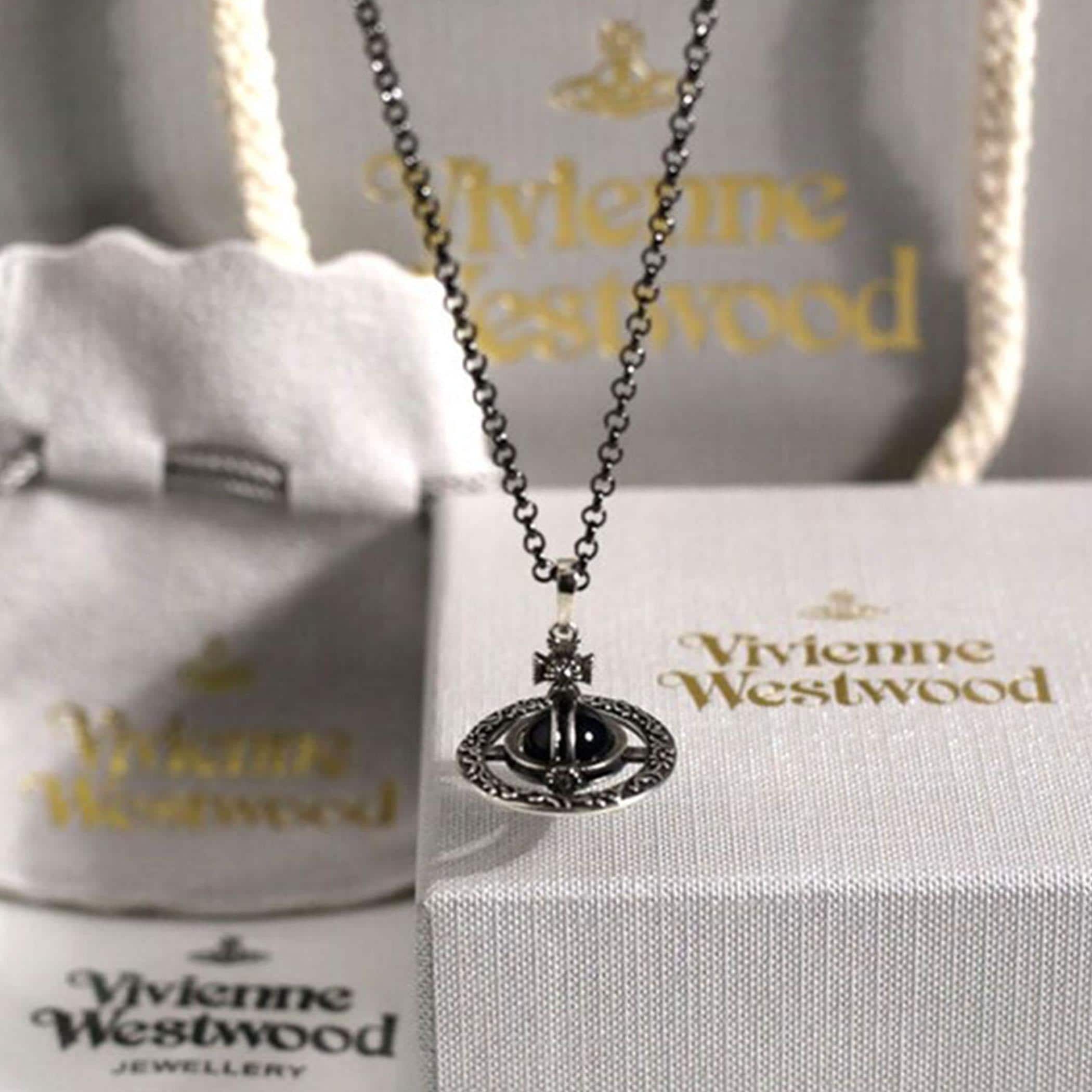 アクセサリー vintage Vivienne Westwood necklace Vivienne Westwood Big Vintage Style Floral Punk Pendant