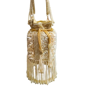 Weiße Perlen Perlen Potli Tasche - Handgemachte Hochzeit Kordelzug Quasten Tasche - Braut Pailletten verzierte Geldbörse für Frauen - Indische Party Schultertasche