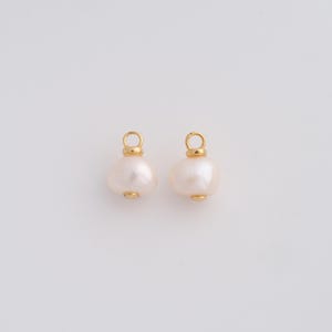 Gold Round Pearl Pendant,18K Gold Filled Freshwater Pearl Charms,DIY Jewelry Findings Making