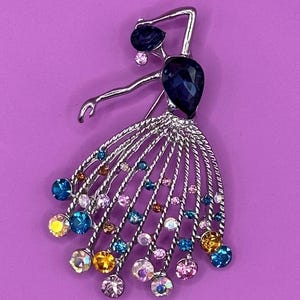 Dancer Brooch, Holiday Jewellery Gift Brooch, Nutcracker