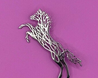Broche ancienne en fer à cheval en or 9 carats et perles fendues, style