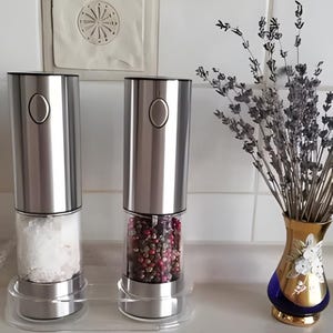 Automatic Electric Salt & Pepper Grinder – Stainless Steel Spice Mill with Adjustable Coarseness for Kitchen Cooking, USB Rechargeable