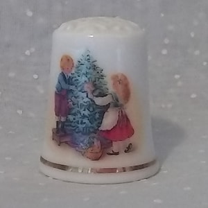 Avon 1982 Christmas Thimble Christmas Memories Featuring a Boy and a Girl  by the Christmas Tree Pretty Vintage Collectible