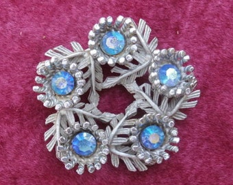 Pretty Wreath Brooch with Blue Rhinestones Vintage Pewter Colored Metal