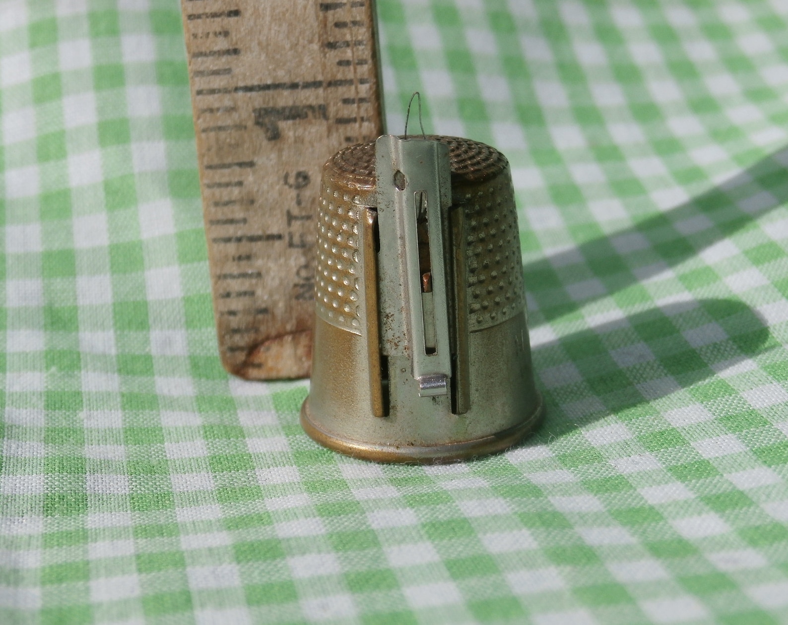 Thimble with Thread Cutter and Needle Threader Old Vintage or Etsy