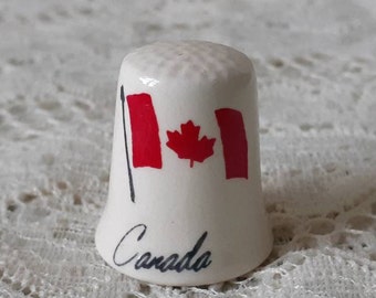 Vintage Niagara on the Lake Canada Flag Thimble Collectible Souvenir