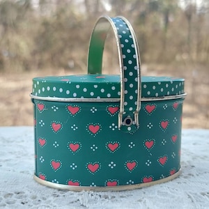 Mini Oval Tin Basket Country Heart Design Box 1980s Dept 56 Made in Hong Kong Green