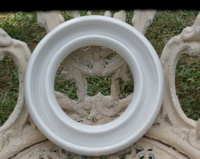 Vintage 8.5 Inch White Flower Frog Vase Centerpiece Violet Etsy