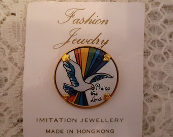 Vintage 70s or 80s Religious Theme Button Pin Praise the Lord Hong Kong Tin