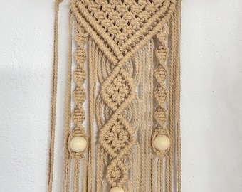 Macrame wall hanging