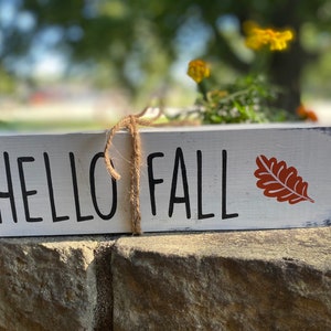 Hand-Painted Hello Fall Wood Sign: Rustic Autumn Decor