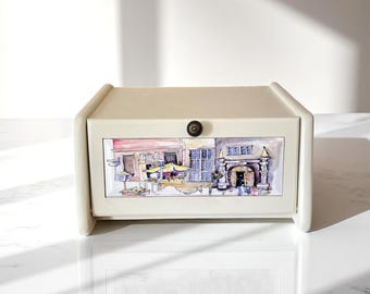 Wooden Bread Box for Storing Bread – Elegant Kitchen Decor in Rustic Farmhouse Style
