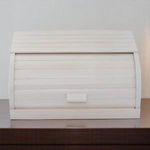 Perfect Bread Box for Your Kitchen – Convenient Storage Organizer for Bread, Rustic Farmhouse Style
