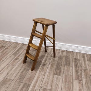 Ladder Chair: Handcrafted Folding Wooden Step Stool – Portable Rustic Oak Stepladder for Kitchen, Home, Workshop & Library Use