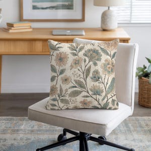 Vintage Floral Woven Pillow Cover: Modern Farmhouse Linen Cushion