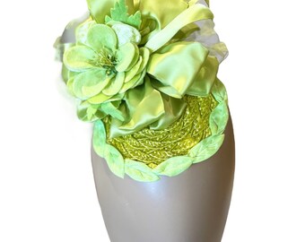 Kentucky Derby bright Green hat fascinator headband with silk veil net, velvet beaded flower and leaves, satin ribbon bow, hats for women