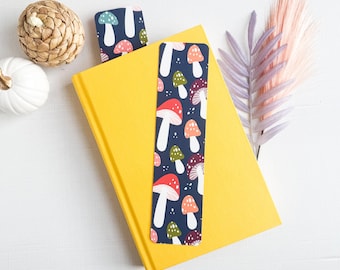 Marcapáginas con estampado de setas estilo preppy, marcador de página con motivos otoñales, regalo acogedor con temática de bosque para amantes de los libros.