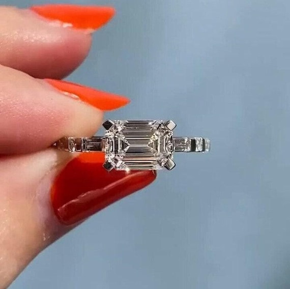 2.50 CT Emerald Cut East West Solitaire Moissanite Diamond Engagement Ring 14K Solid Gold Wedding Ring Horizontal Ring Anniversary Gift Ring