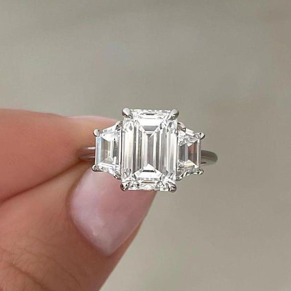 4.00 CT Emerald Cut Three Stone Moissanite Diamond Engagement Ring 14K Solid White Gold Wedding Ring For Women Diamond Ring Anniversary Gift