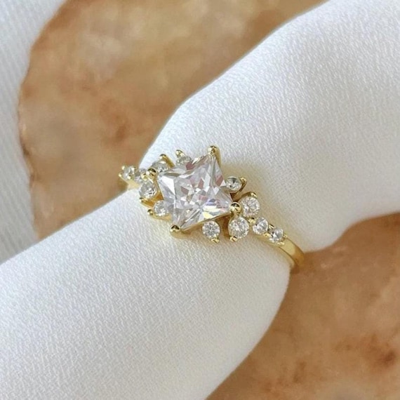 2.00 CT Princess Cut Moissanite Engagement Ring Cluster Princess Cut Solitaire Ring 14K Gold Wedding Ring Promise Flore Ring Gift For Her