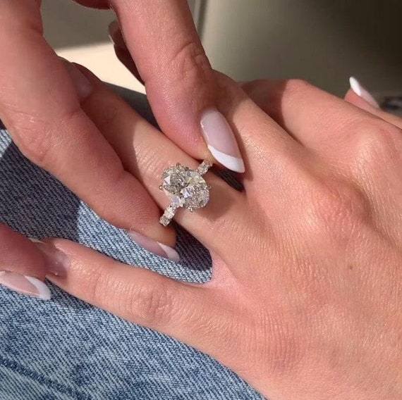 3.50 CT Oval Cut Moissanite Diamond Engagement Ring 14K Solid White Gold Wedding Ring Perfect Anniversary Gift Ring Promise Ring For Women