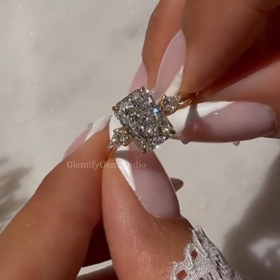 3CT Radiant Lab Grown Diamond Engagement Ring, 14K Gold Kite Side Stones