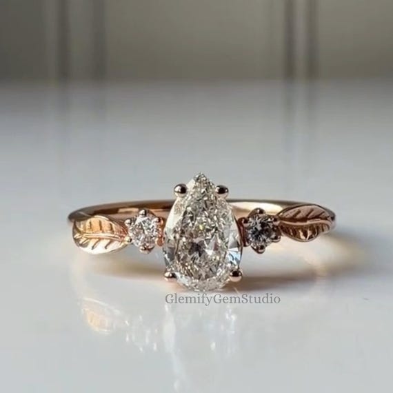 Vintage 2.50 CT Pear Cut Moissanite Engagement Ring 14K Solid Gold Unique Leaf Set Nature Inspired Wedding Bridal Ring Dainty Gift Ring