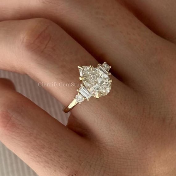 3 CT Pear Cut Moissanite Diamond Five Stone Engagement Ring 14K Solid Gold Solitaire Unique Five Stone Wedding Anniversary Ring Gift Ring