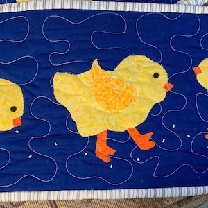 Appliquéd Chicks Mini Quilt/Three Little Chicks Table Topper/Wall Hanging image 1