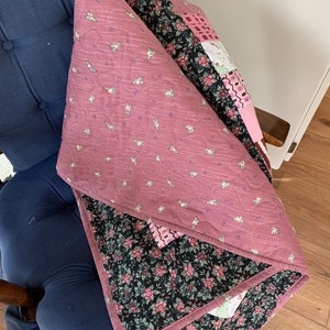 Lap Quilt/Pretty in Pink Lap Size Quilt/Fireside Quilt image 6