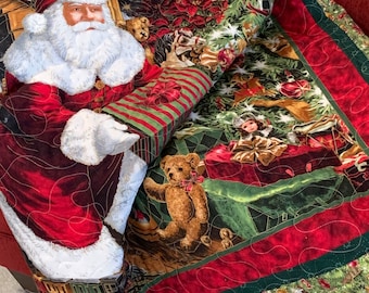 Santa Christmas Lapsize Quilt/Quilted Santa Christmas Quilt Lap Size