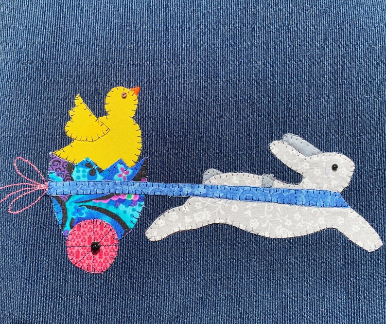 Easter Bunny and Chick Appliqué Table Topper/Easter Bunny Placemat Applique image 2