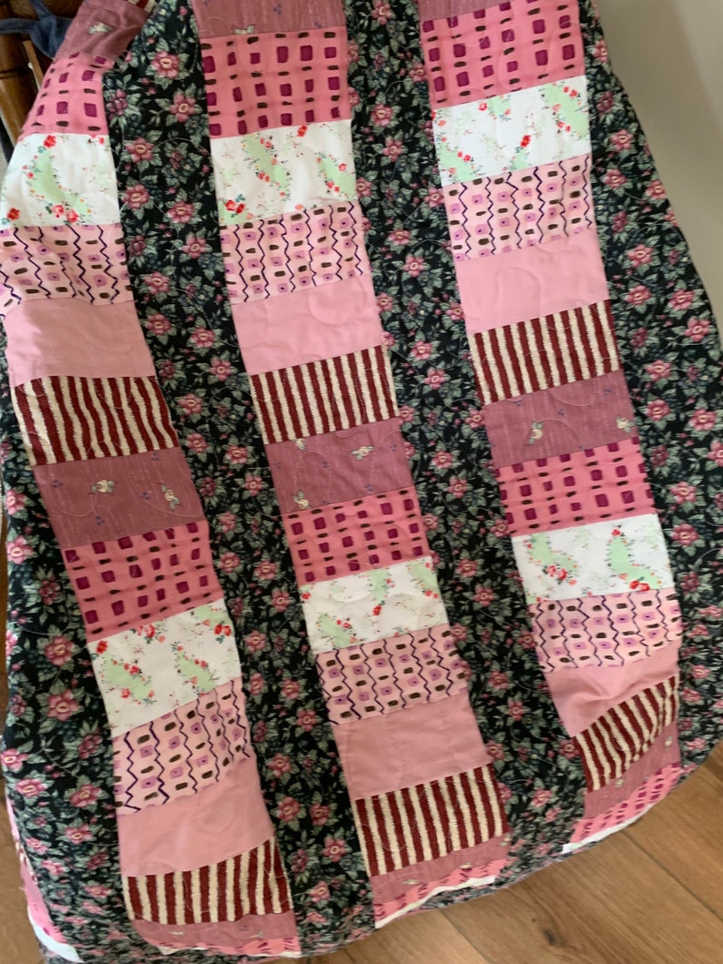 Lap Quilt/Pretty in Pink Lap Size Quilt/Fireside Quilt image 7