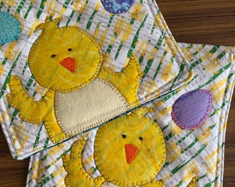 Appliquéd Easter Chick Mug Rugs Set of 2/Appliqued Chick and Eggs Cup Mat