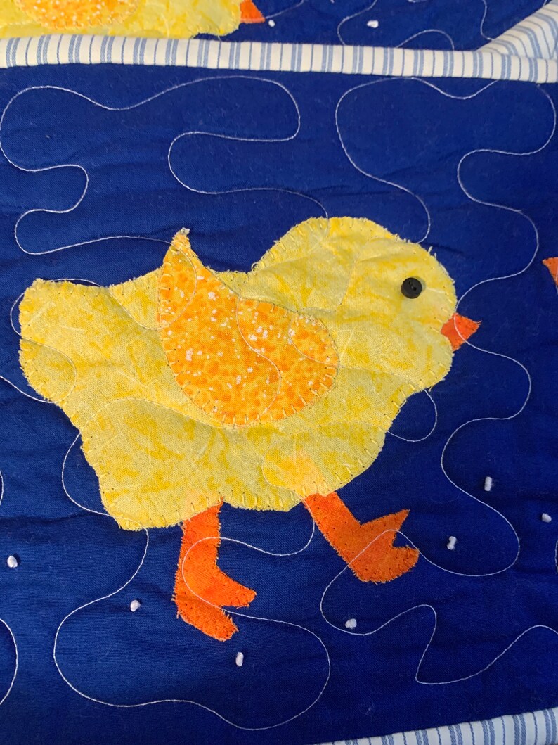 Appliquéd Chicks Mini Quilt/Three Little Chicks Table Topper/Wall Hanging image 2