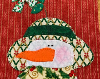 Appliquéd Snowman Towel/Christmas Appliqué Snow lady Towel/Snowman Kitchen Appliquéd Towel