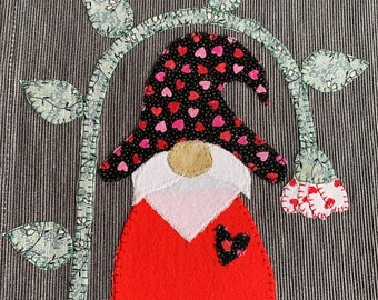 Appliquéd Gnome Valentine Placemat/Valentine Gnome Appliqué Table Topper