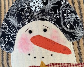 Appliqued Snow Lady Tea Towel/Winter Snowman Kitchen Towel Appliqued